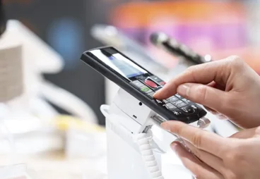 Buy Phones Locally vs Online Benefits